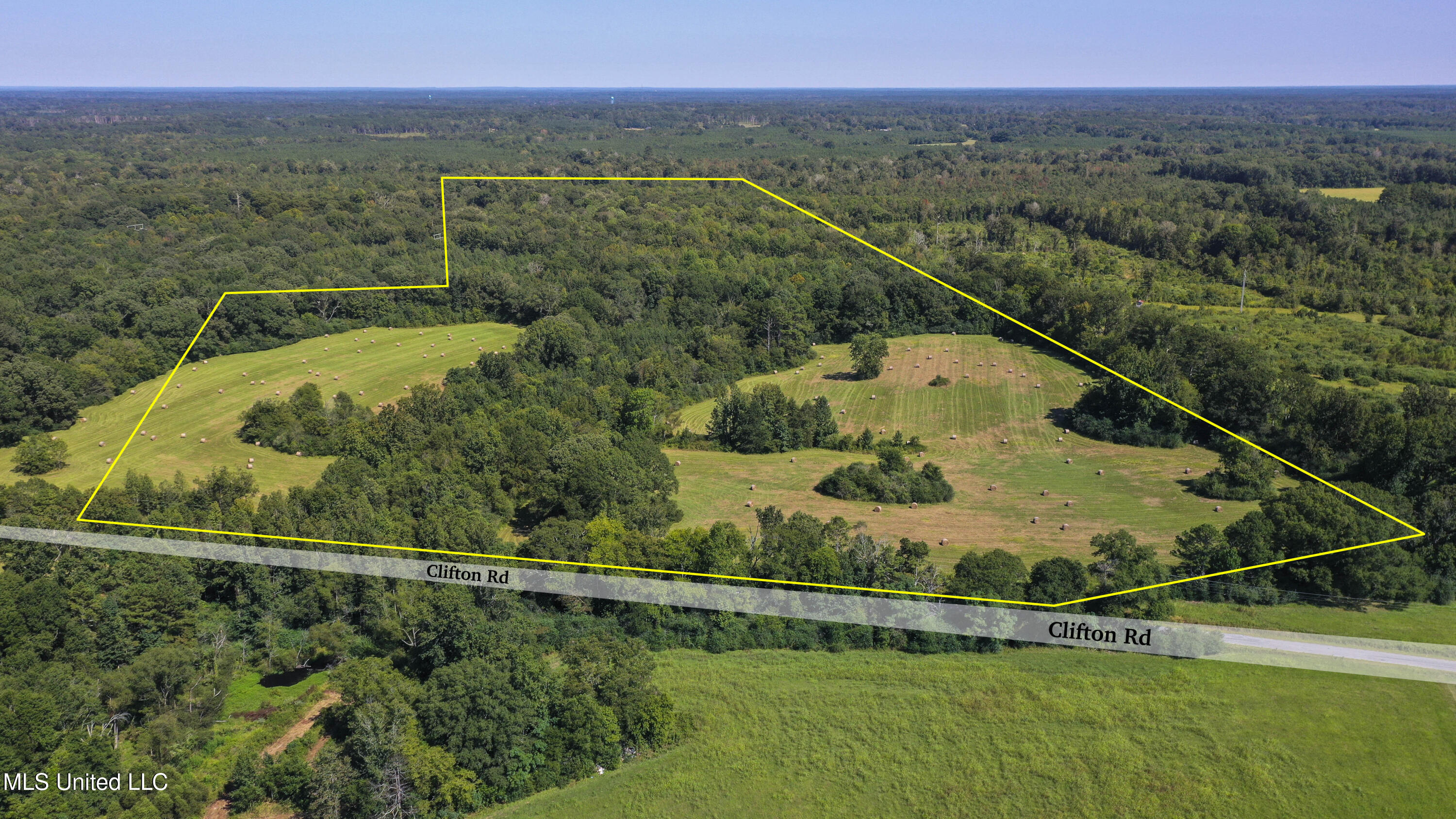 Clifton Road Property Photo 6