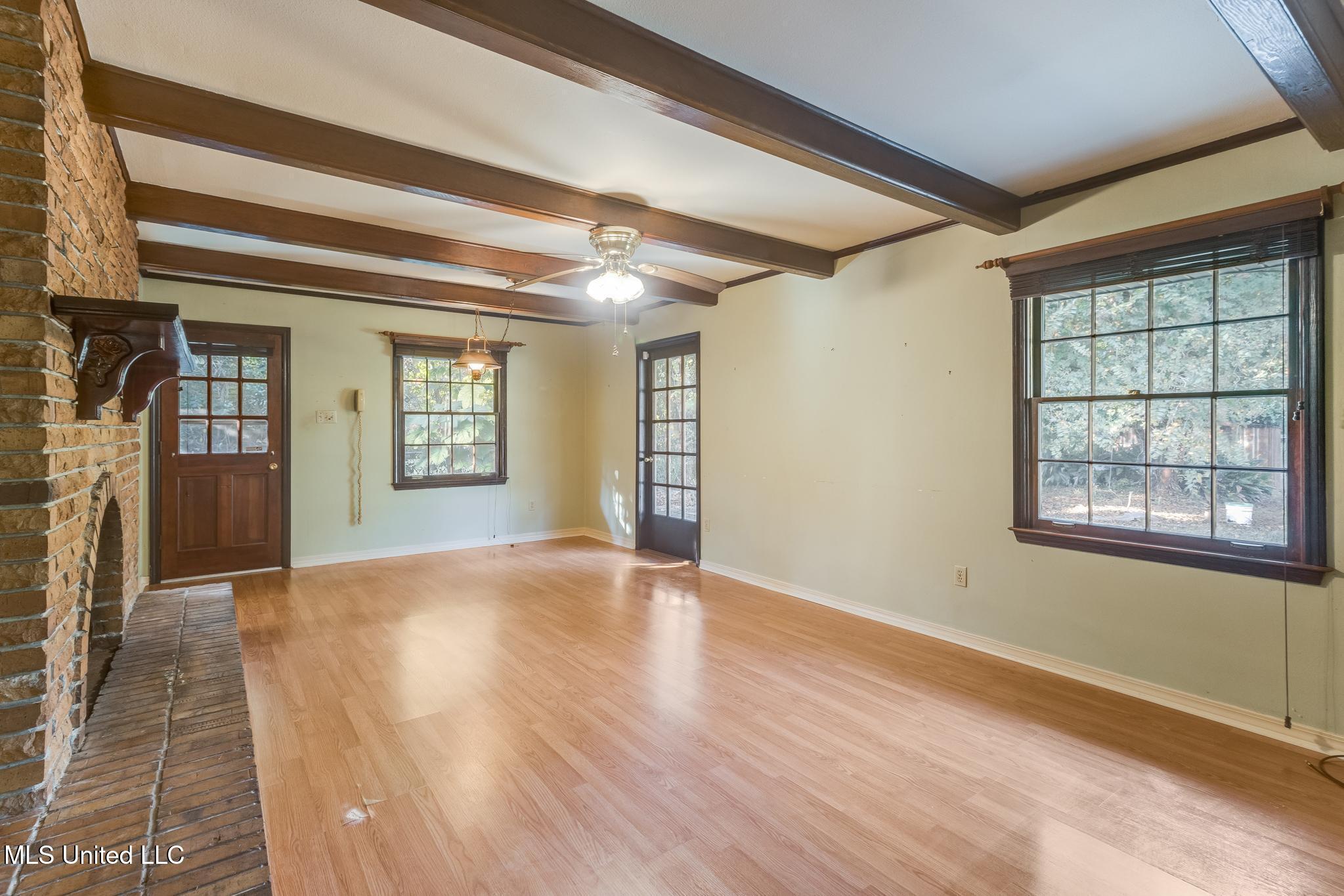 7 Chimney Cross Road Property Photo 5