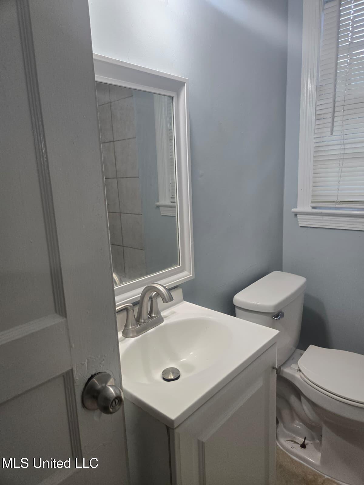 530 Avalon Road Property Photo 12