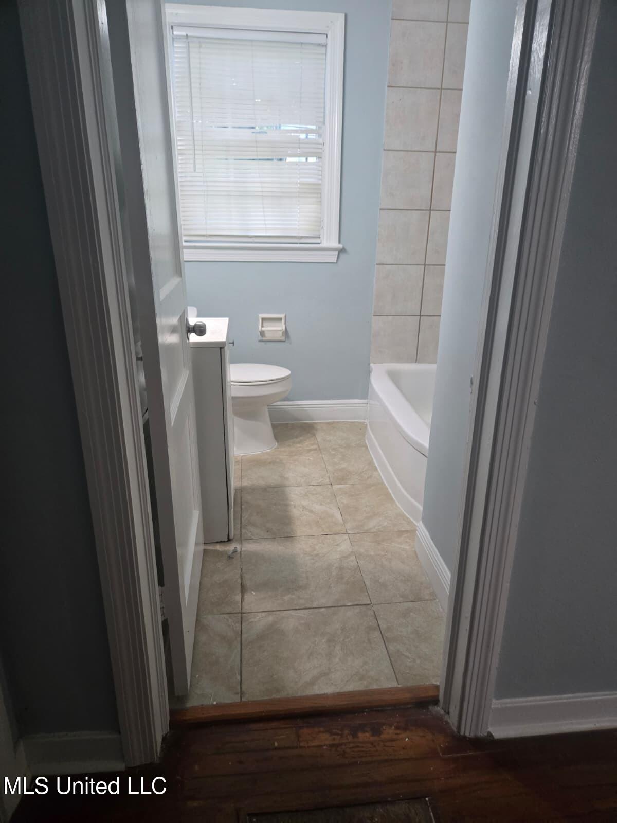 530 Avalon Road Property Photo 18