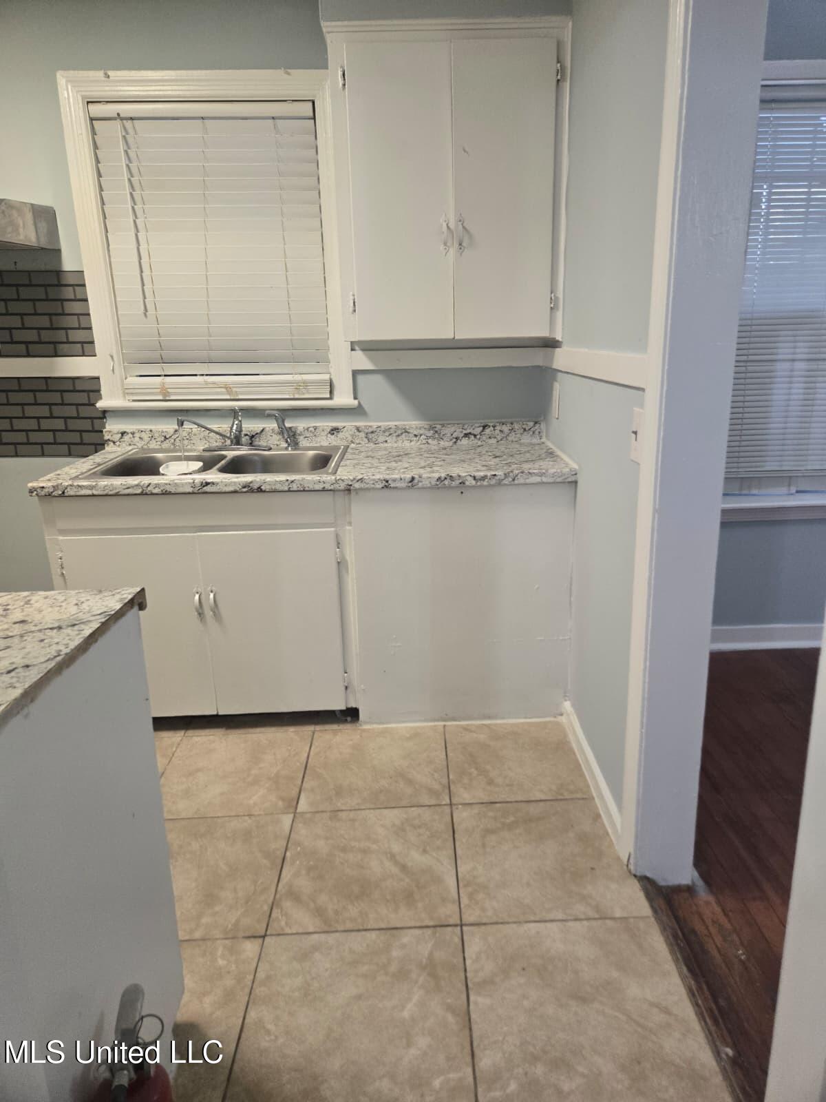 530 Avalon Road Property Photo 22