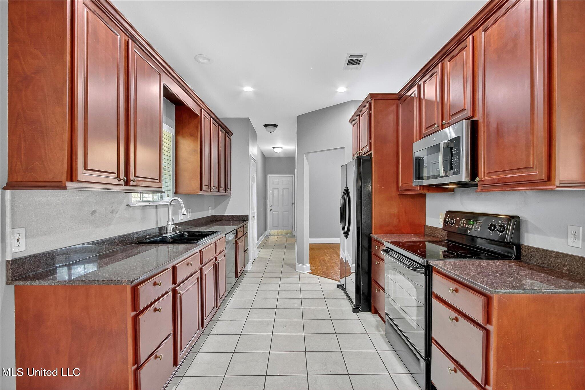 7310 Ahi Drive Property Photo 9