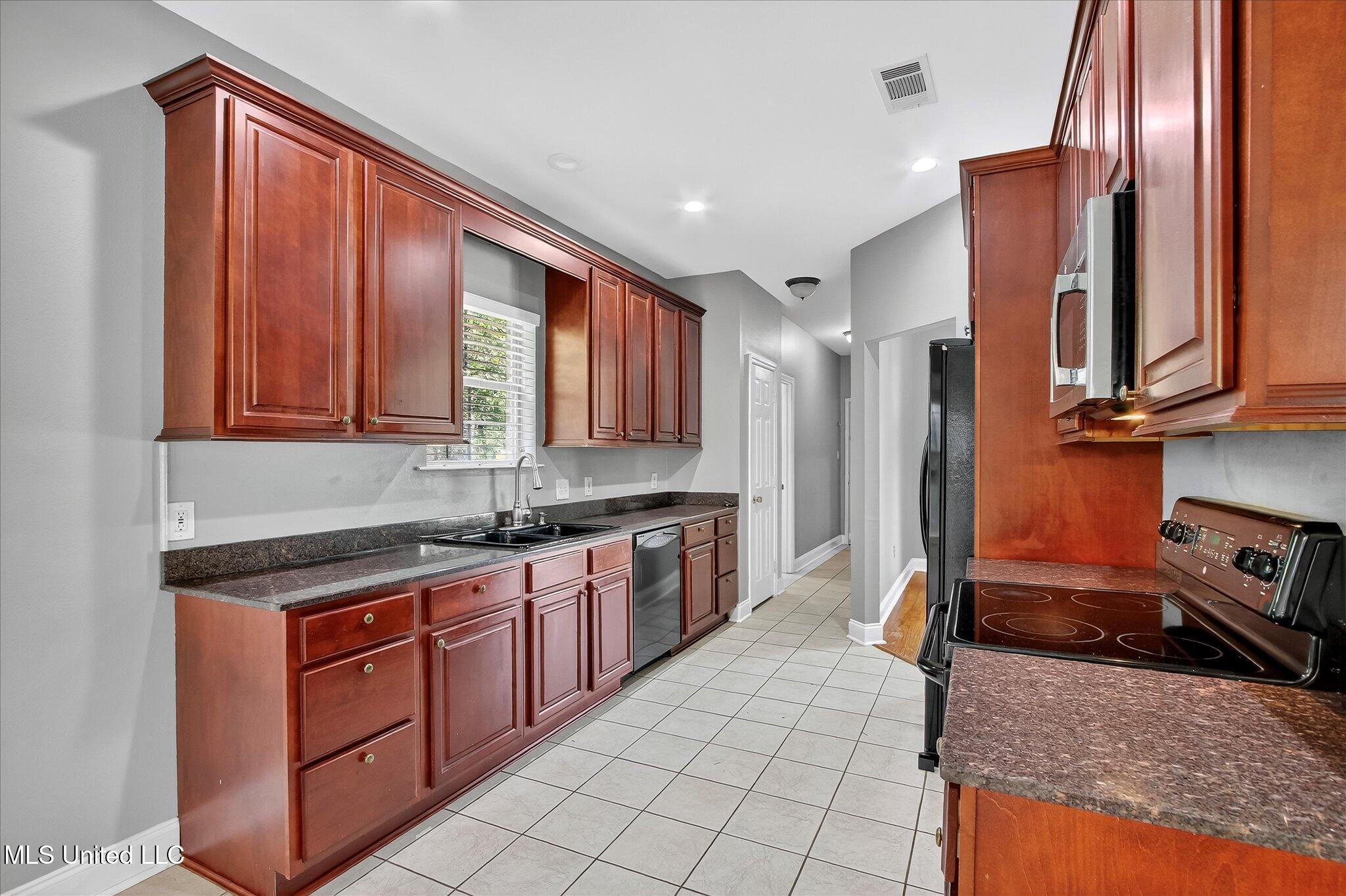 7310 Ahi Drive Property Photo 10