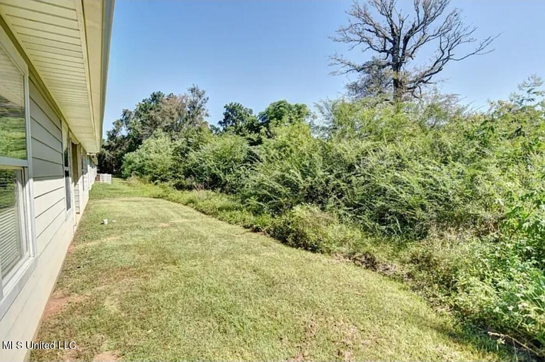 2706 6th Avenue Property Photo 2