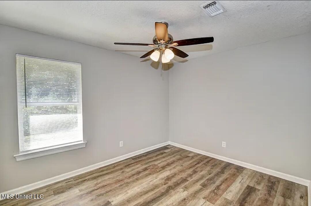 2706 6th Avenue Property Photo 10