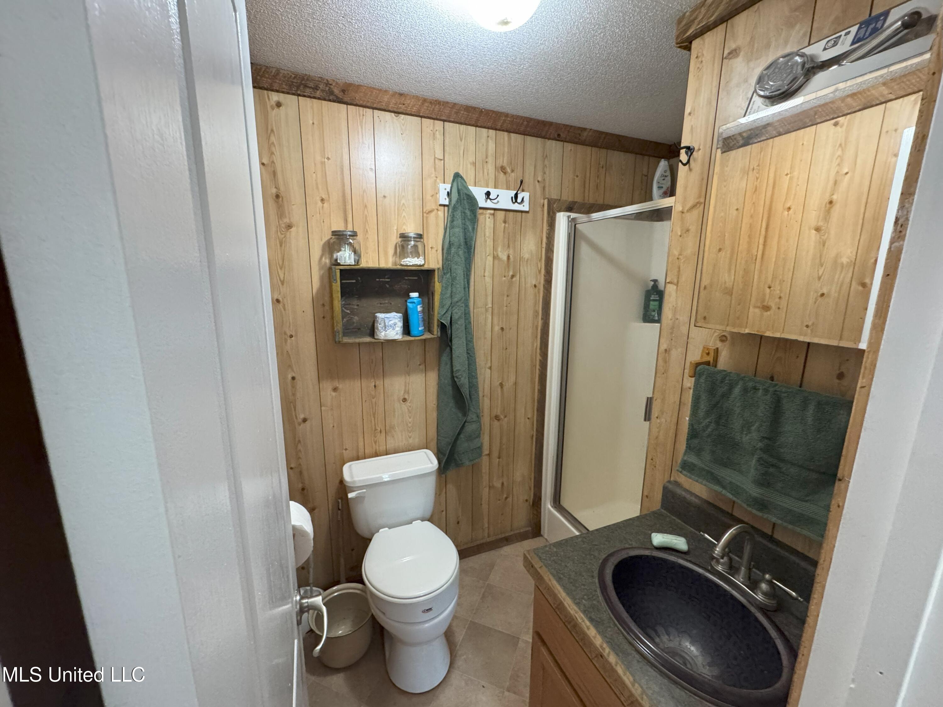 2928 Stokes Cemetary Road Property Photo 6