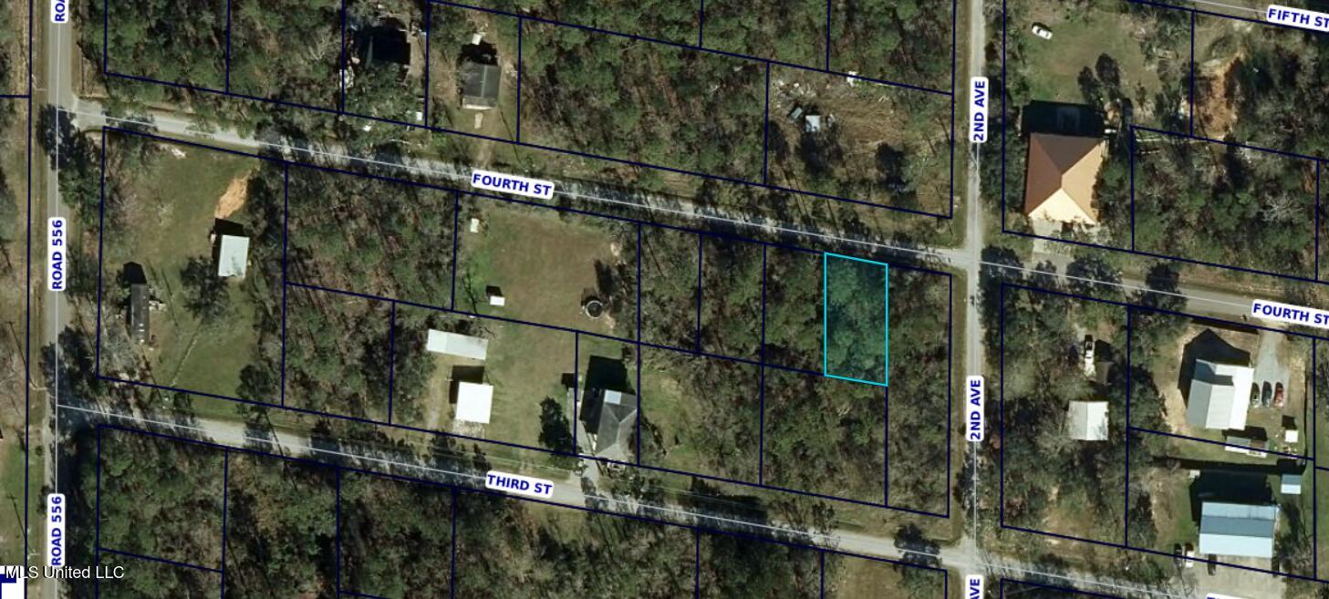 000 4th Street Property Photo 1