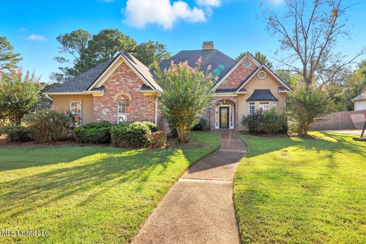 116 Hidden Hills Drive Property Photo 1