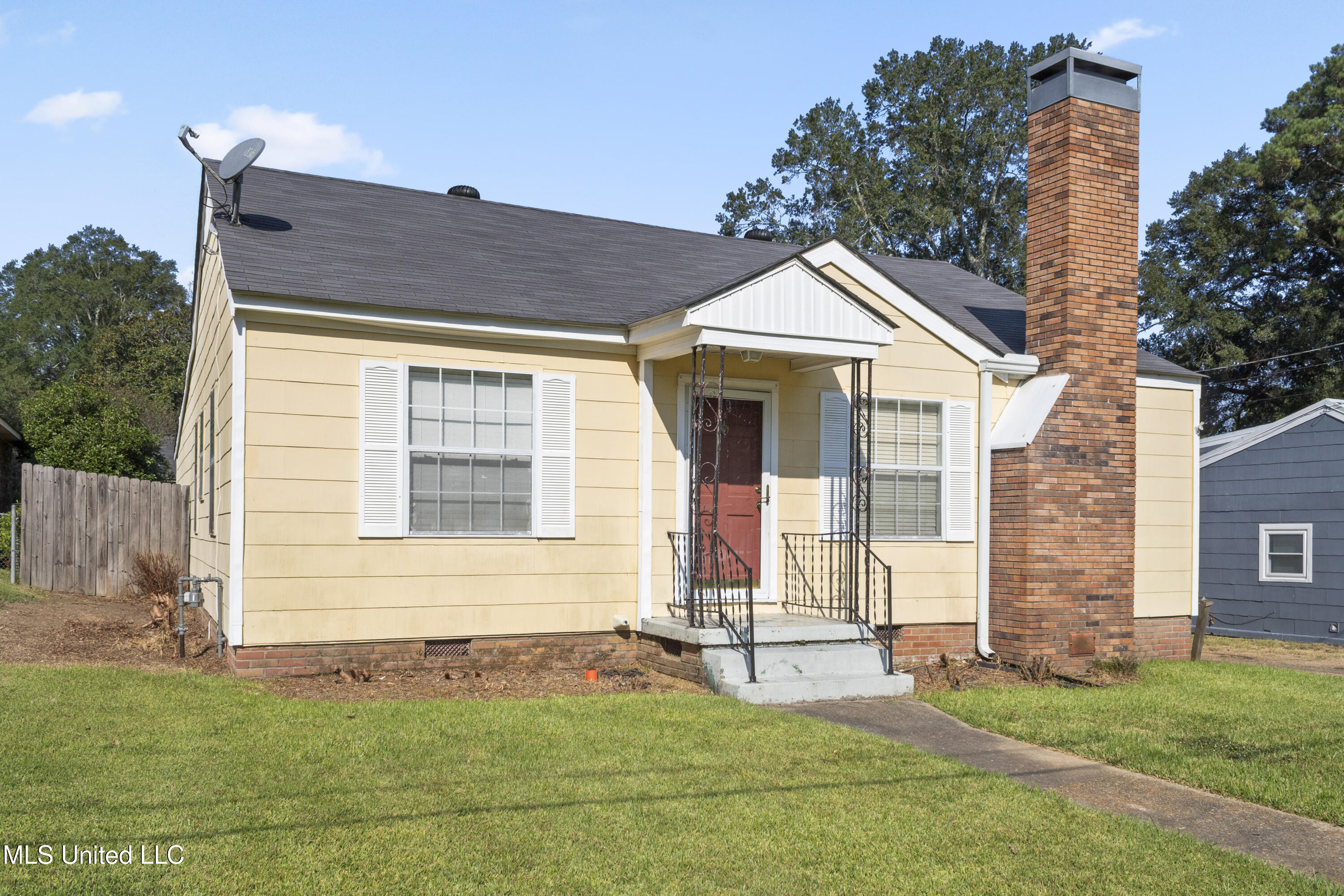 515 Lakeview Avenue Property Photo 2