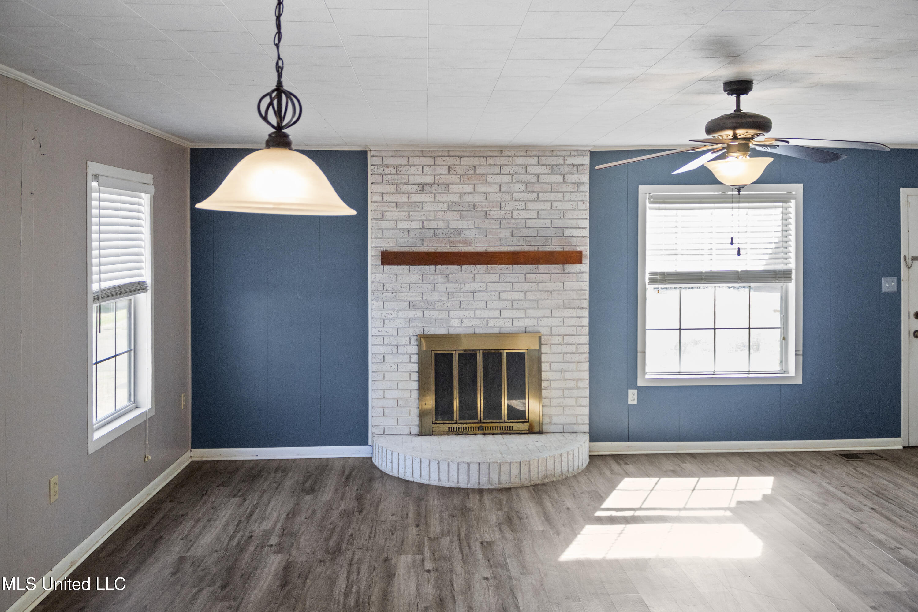 515 Lakeview Avenue Property Photo 5