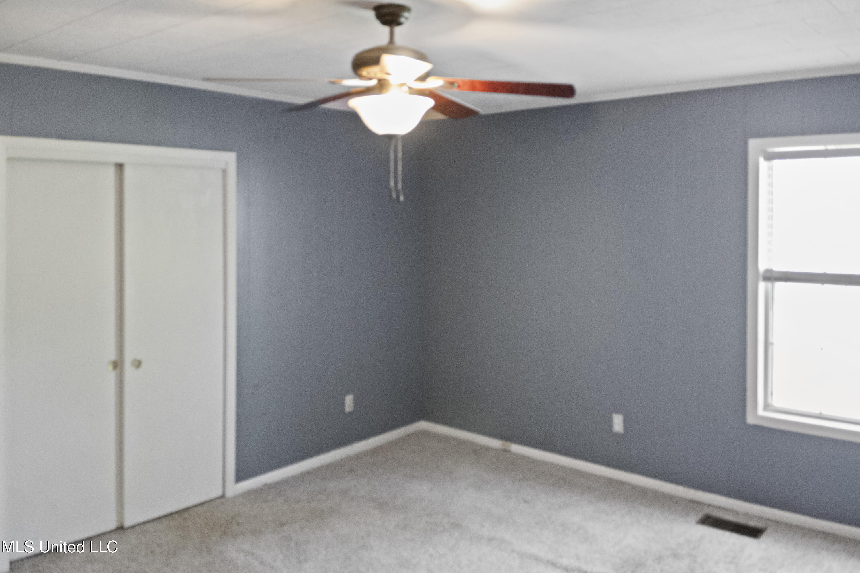 515 Lakeview Avenue Property Photo 17