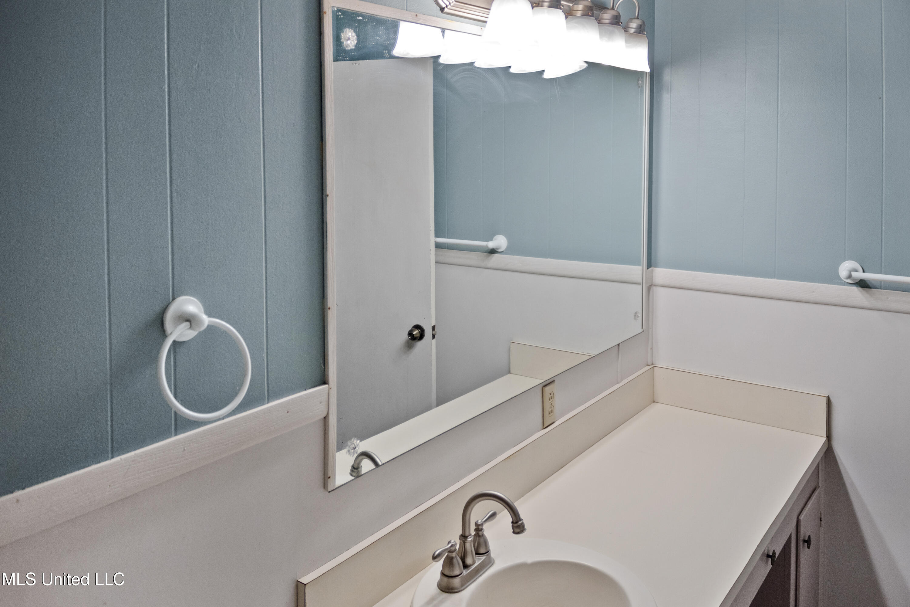 515 Lakeview Avenue Property Photo 20