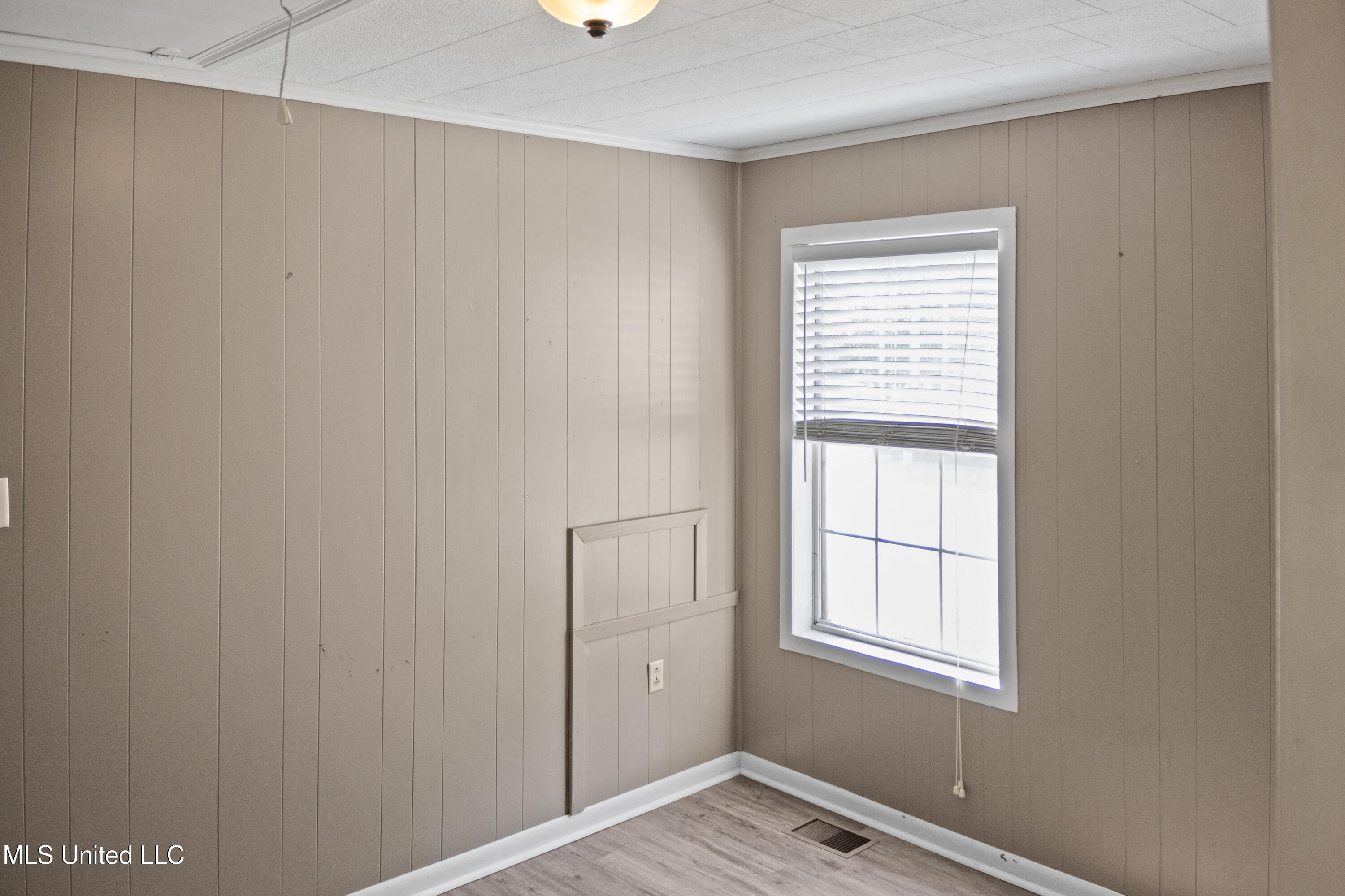 515 Lakeview Avenue Property Photo 22