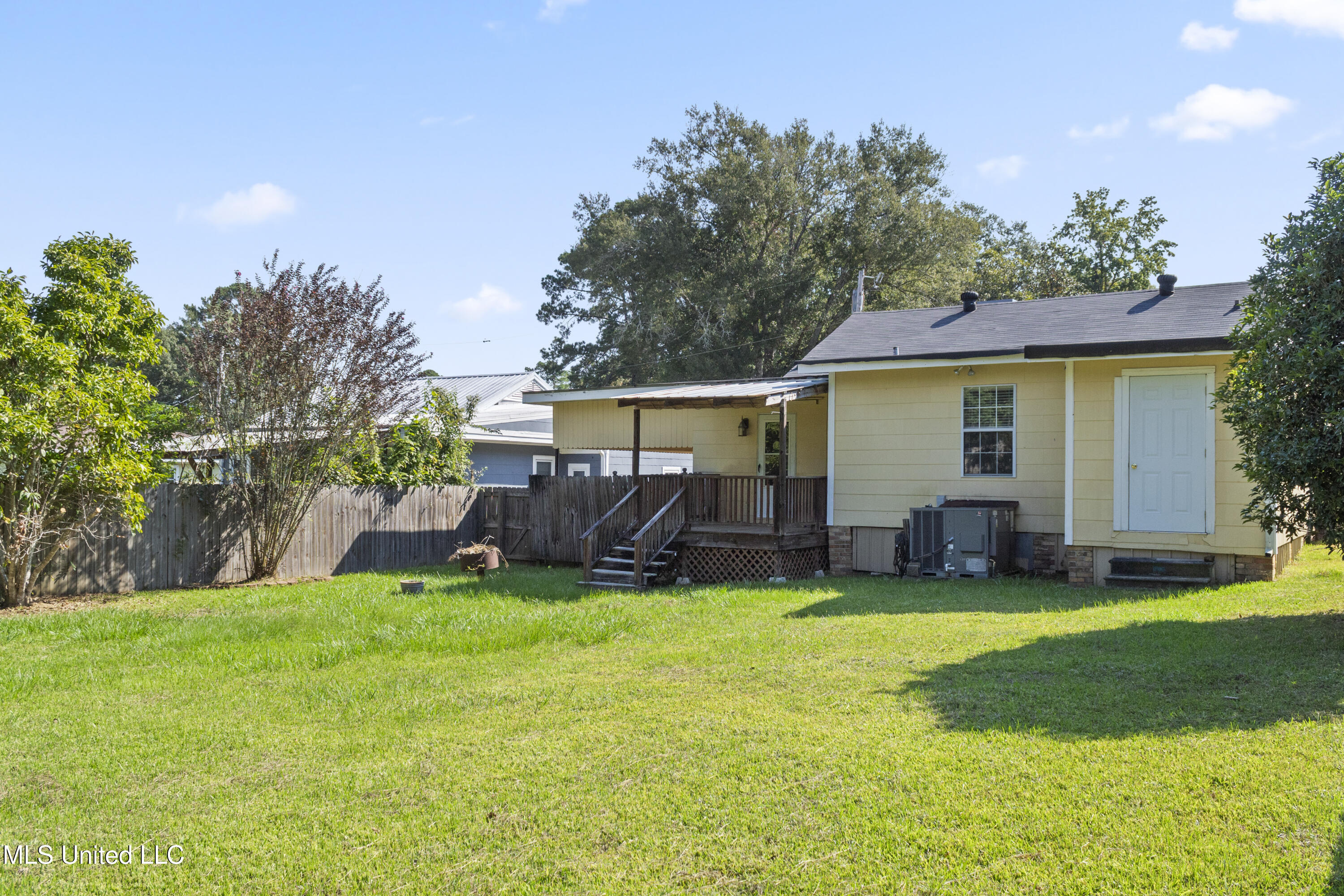 515 Lakeview Avenue Property Photo 25