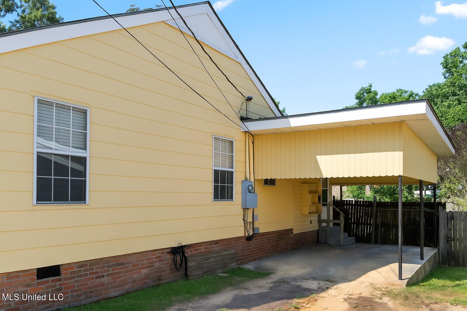 515 Lakeview Avenue Property Photo 27