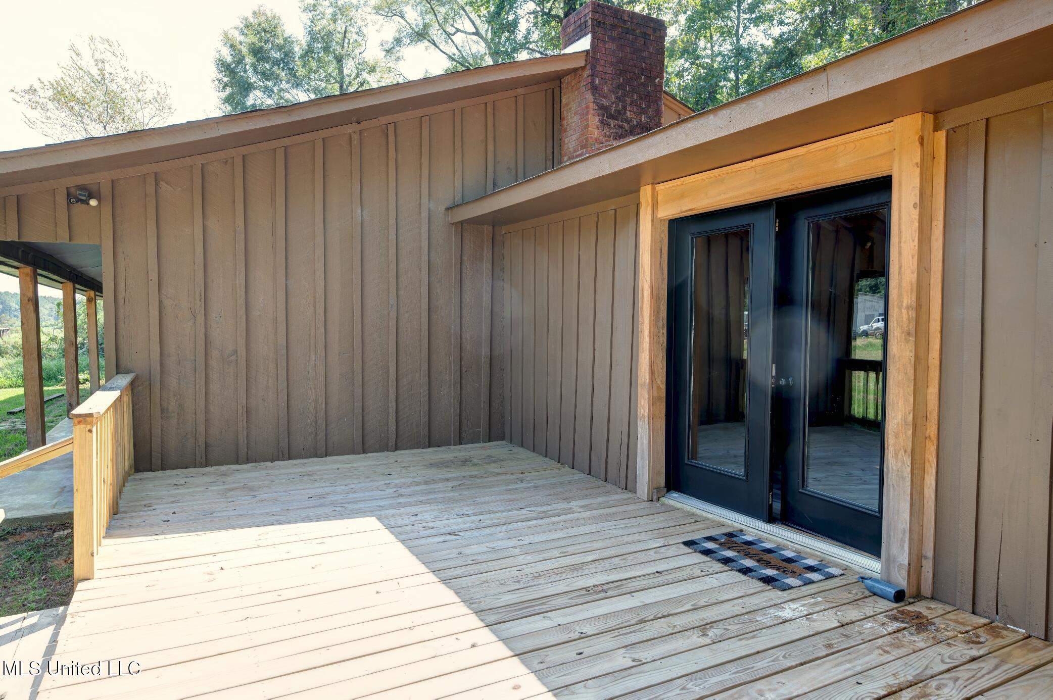 761 Thaggard Road Property Photo 6