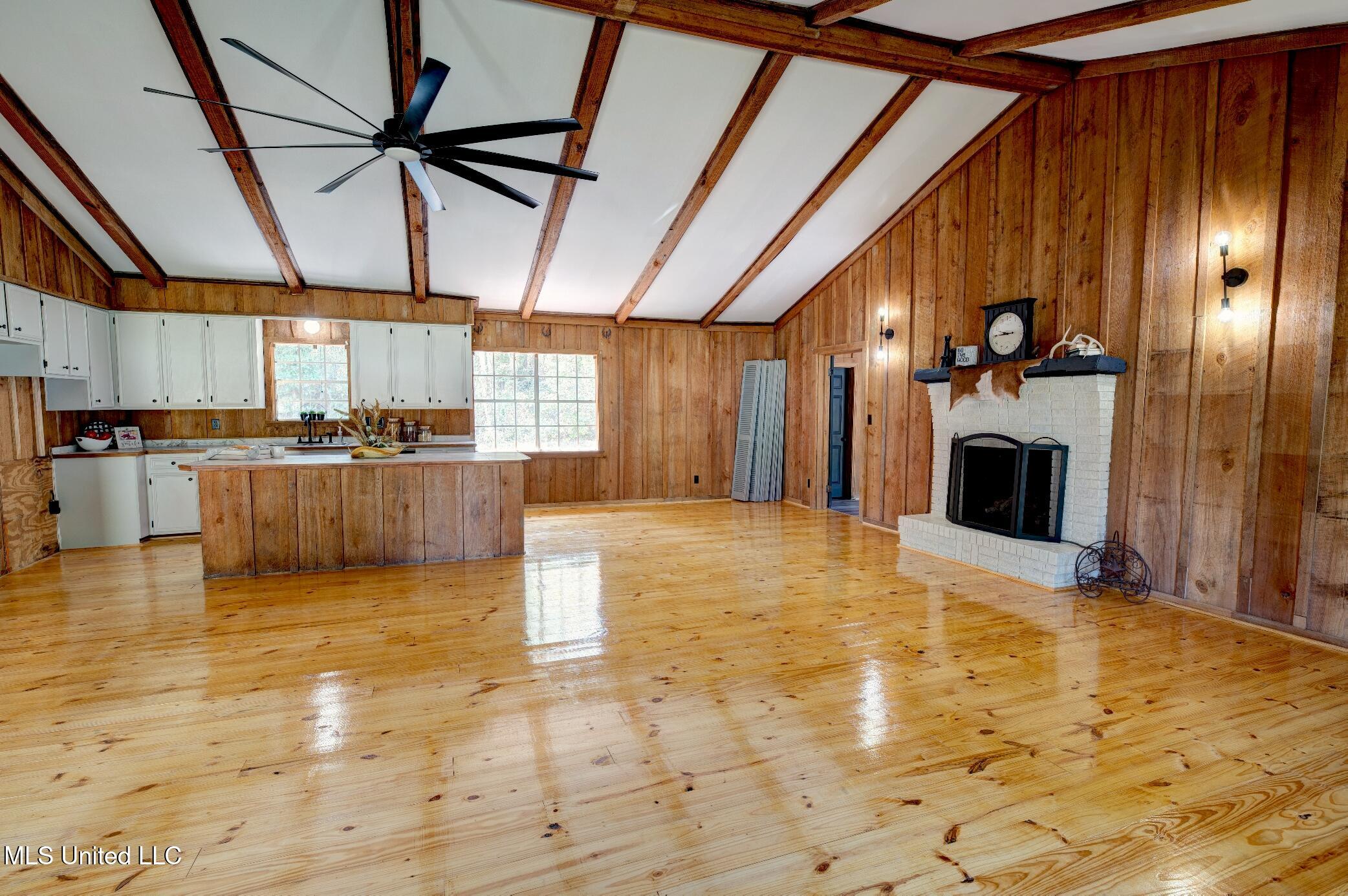 761 Thaggard Road Property Photo 12