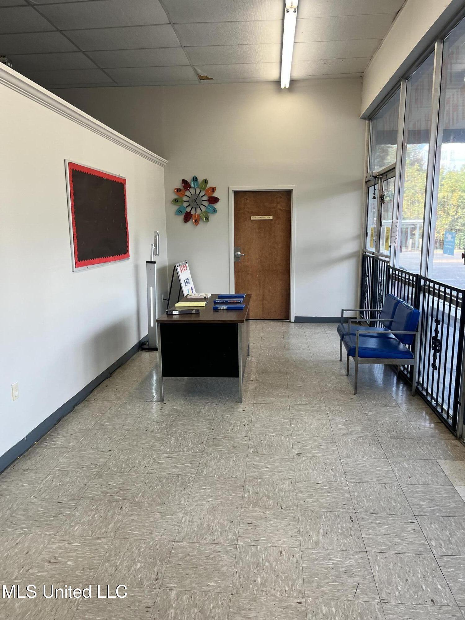 5555 Robinson Road Property Photo 2