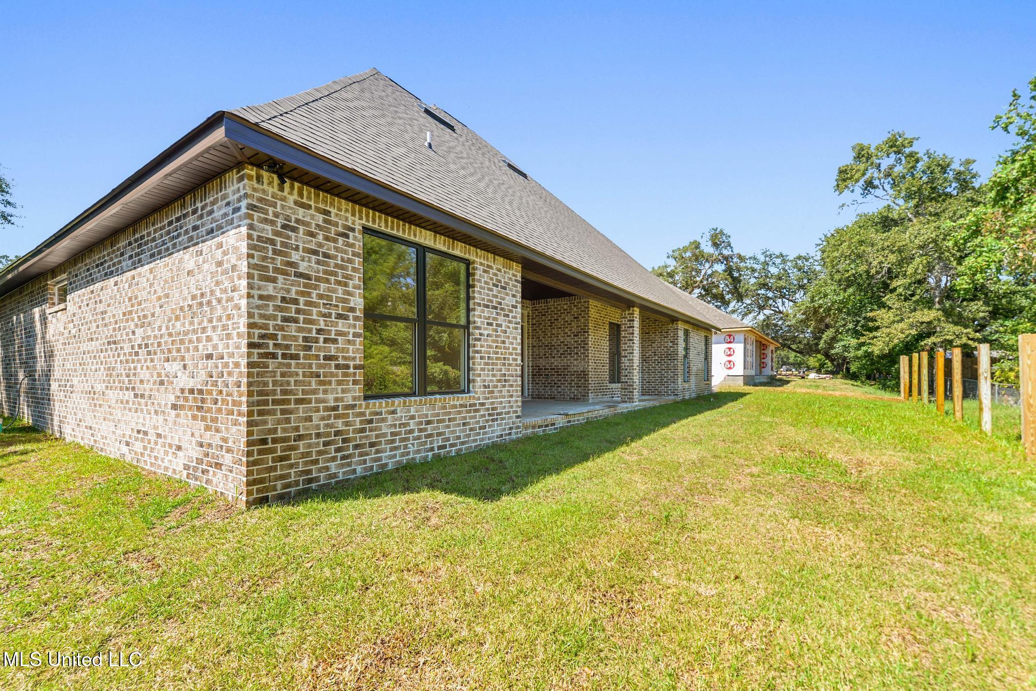 138 Destiny Oaks Drive Property Photo 37