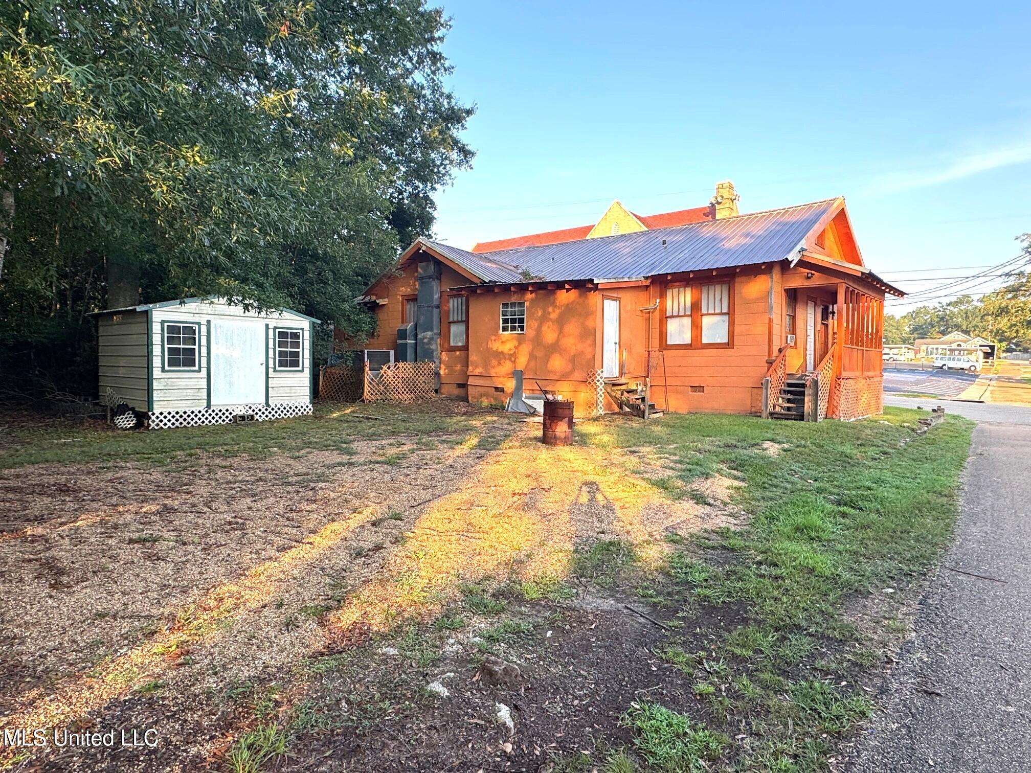 122 N 5th Street Property Photo 4