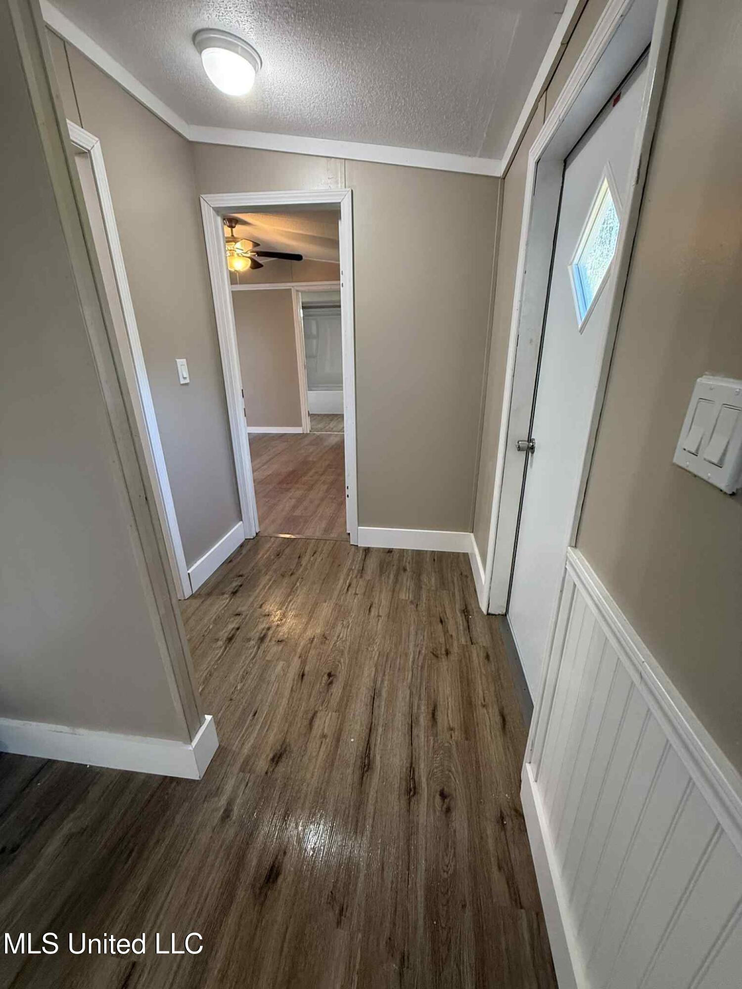 15040 Coggins Cove Property Photo 11