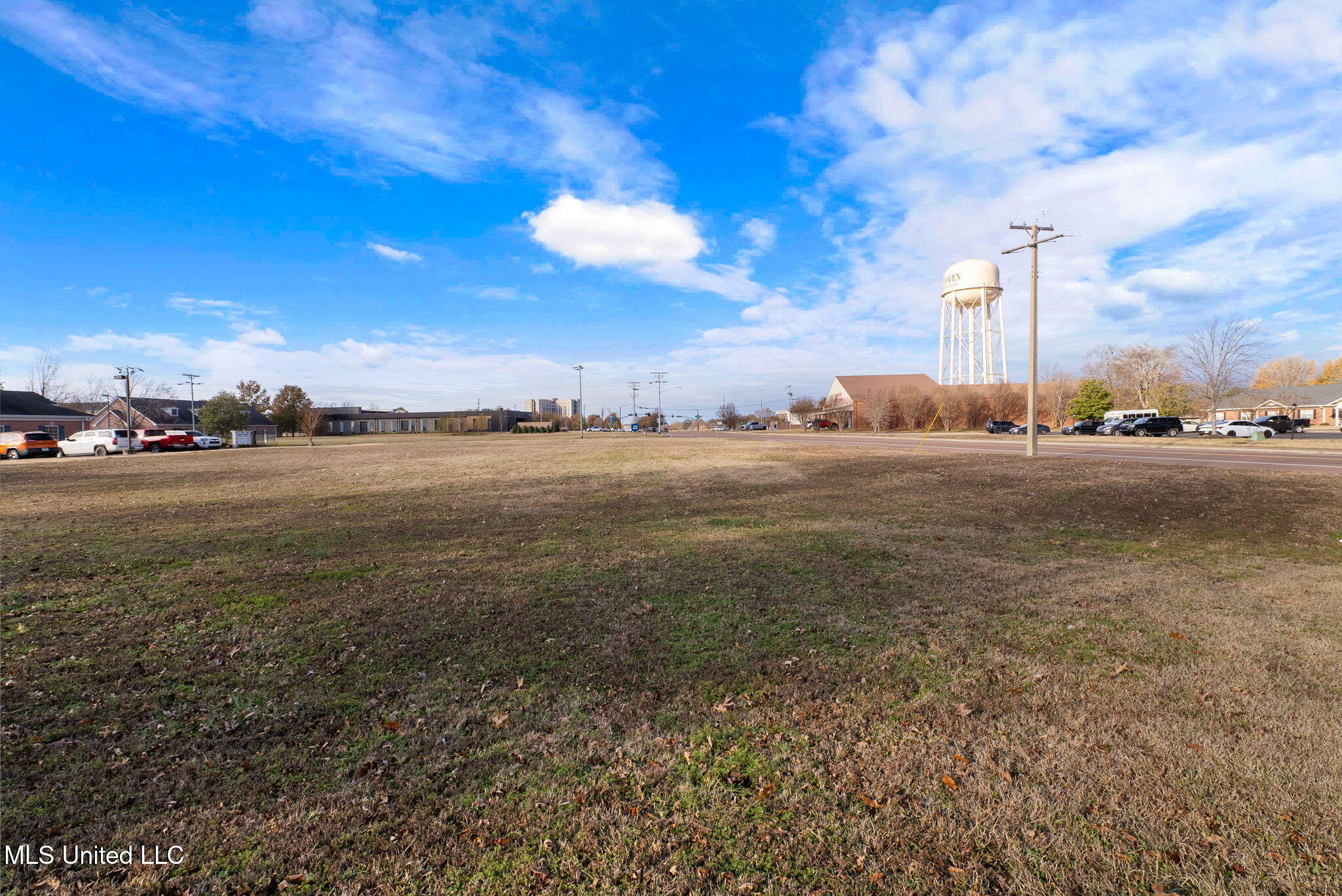 78 Clarington Cove Property Photo 2