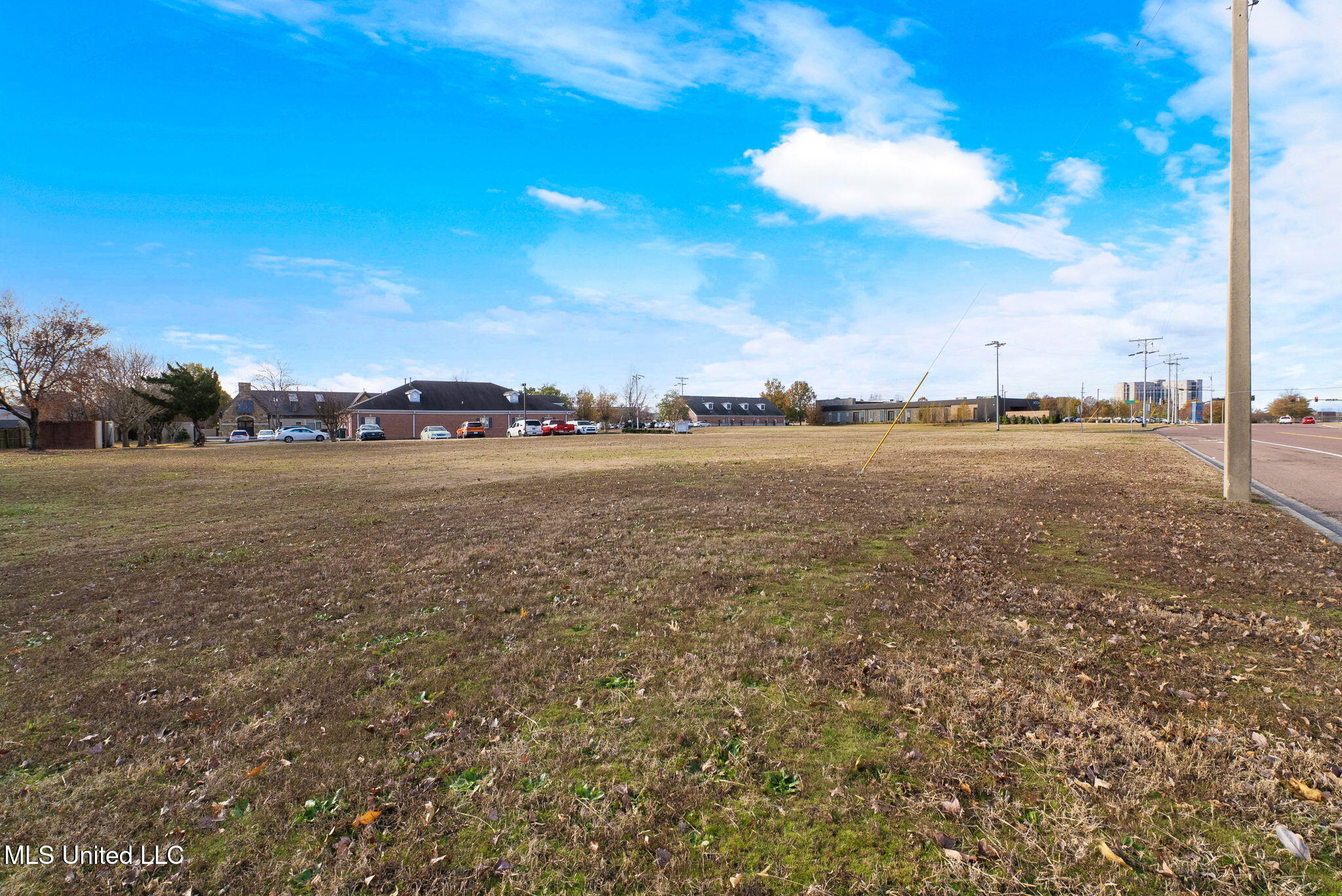 78 Clarington Cove Property Photo 8