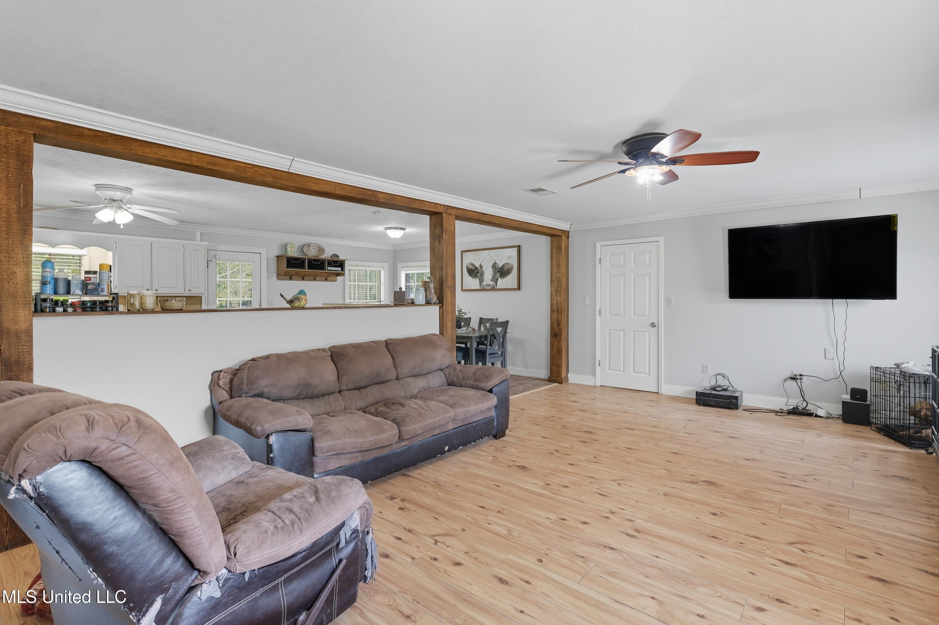 108 Wynndale Lake Road Property Photo 5