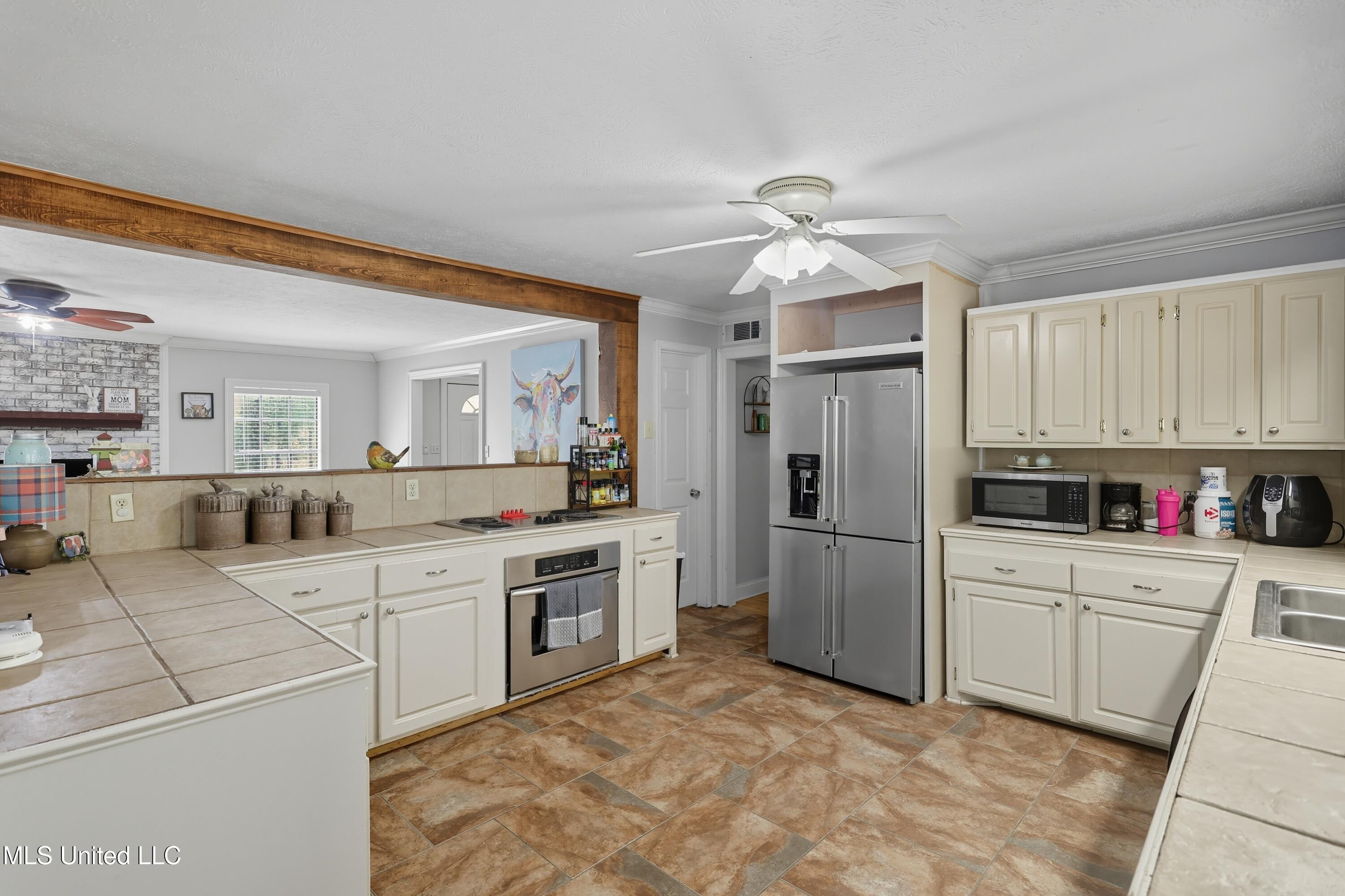 108 Wynndale Lake Road Property Photo 9