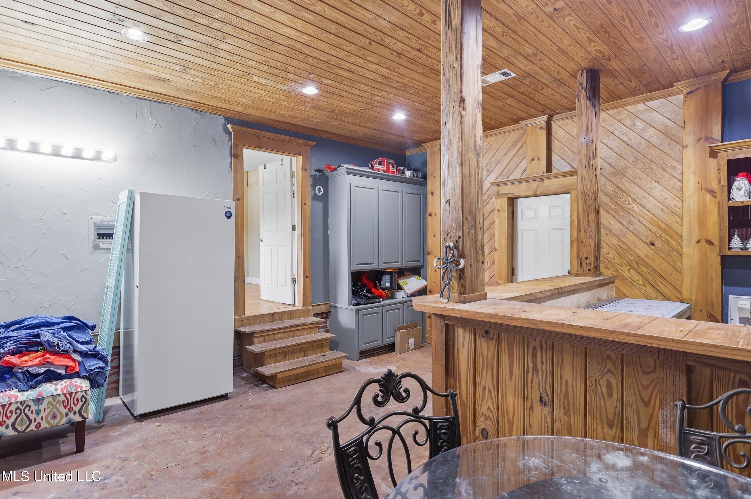 108 Wynndale Lake Road Property Photo 31