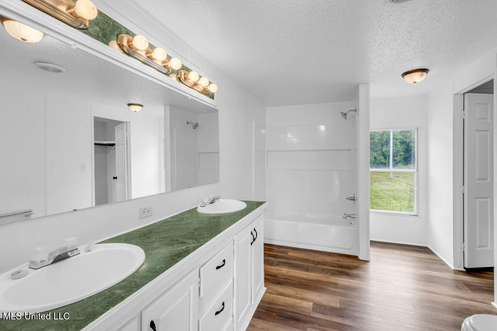 14504 Saint Jude Drive Property Photo 15