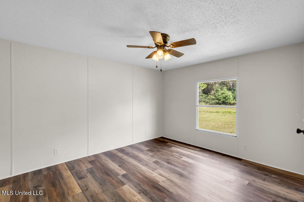14504 Saint Jude Drive Property Photo 19