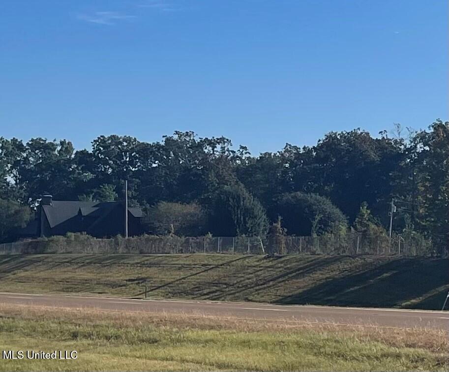 415 Business Park Drive Property Photo 9