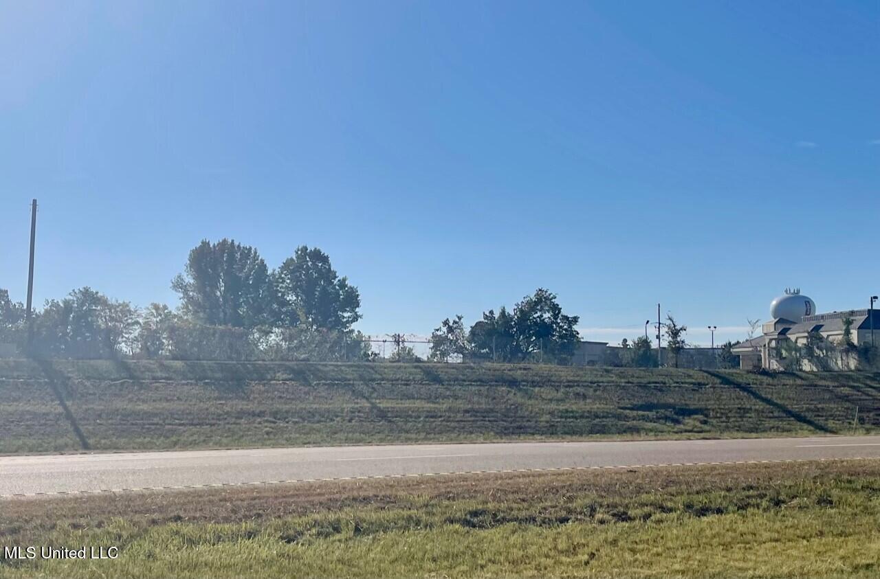 415 Business Park Drive Property Photo 11