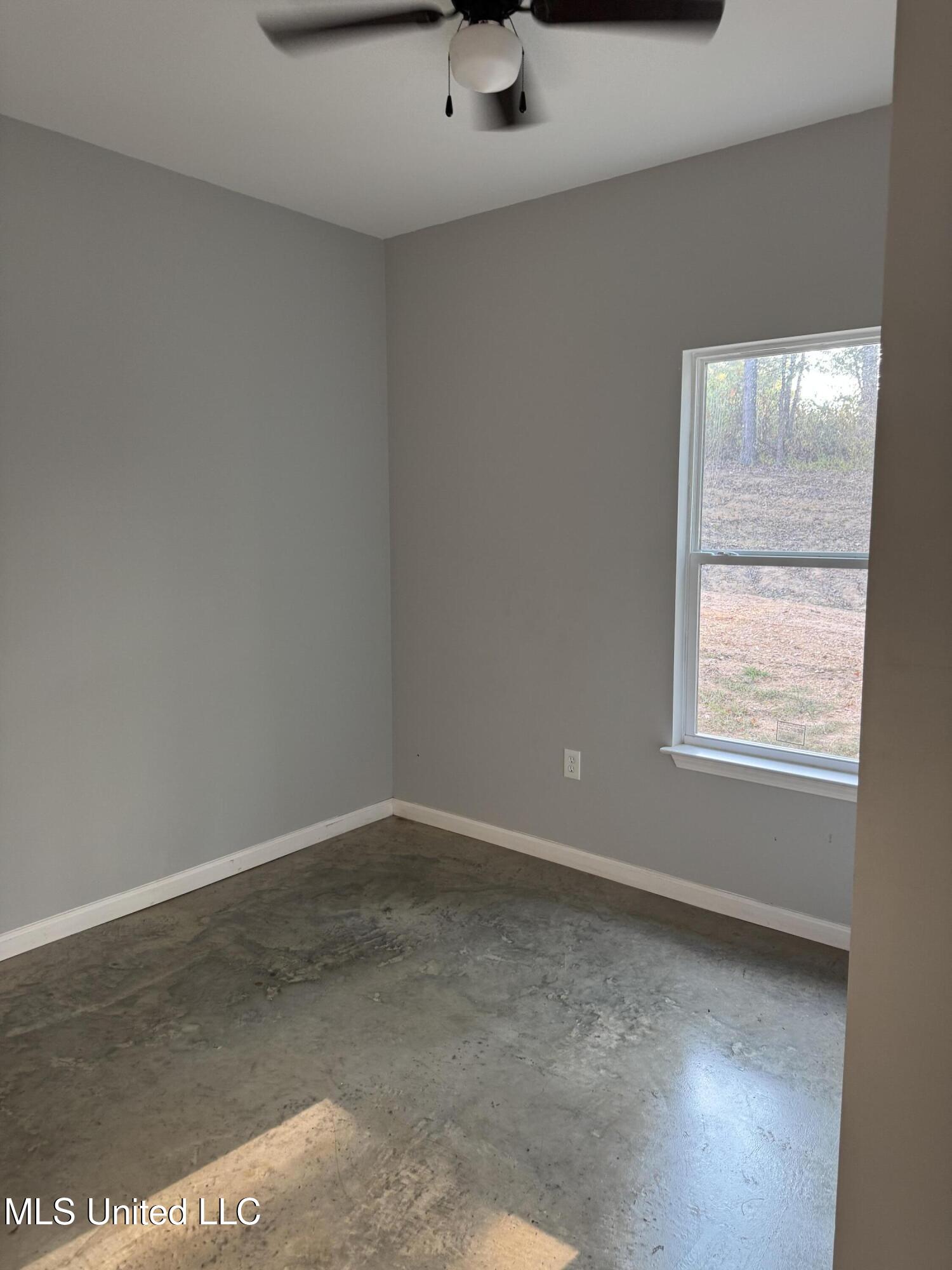 549 S Ridge Road Property Photo 4