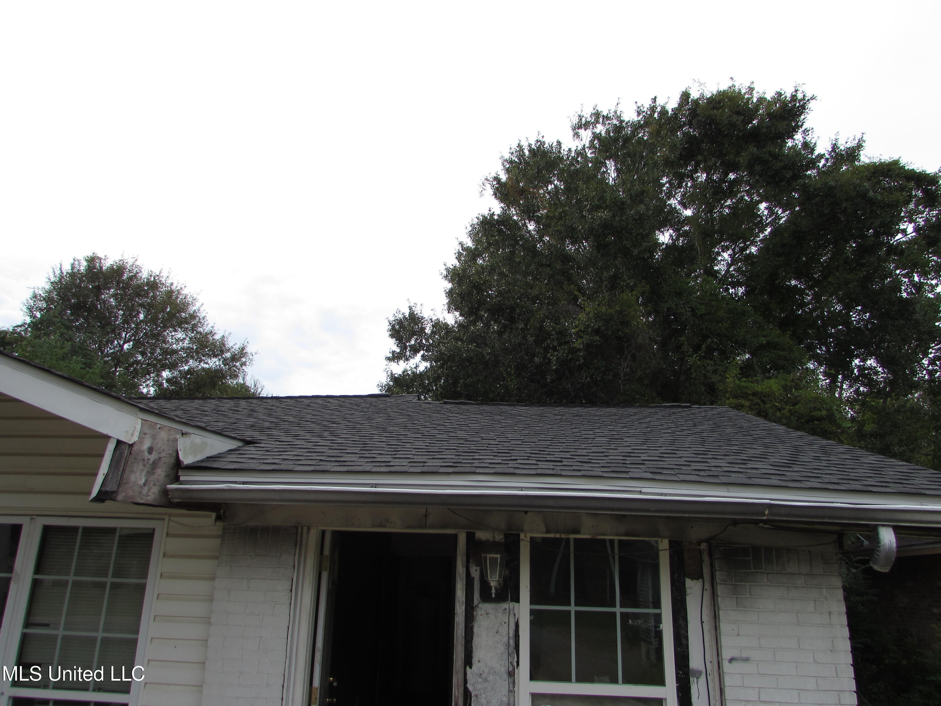 37 Pembrook Circle Property Photo 18
