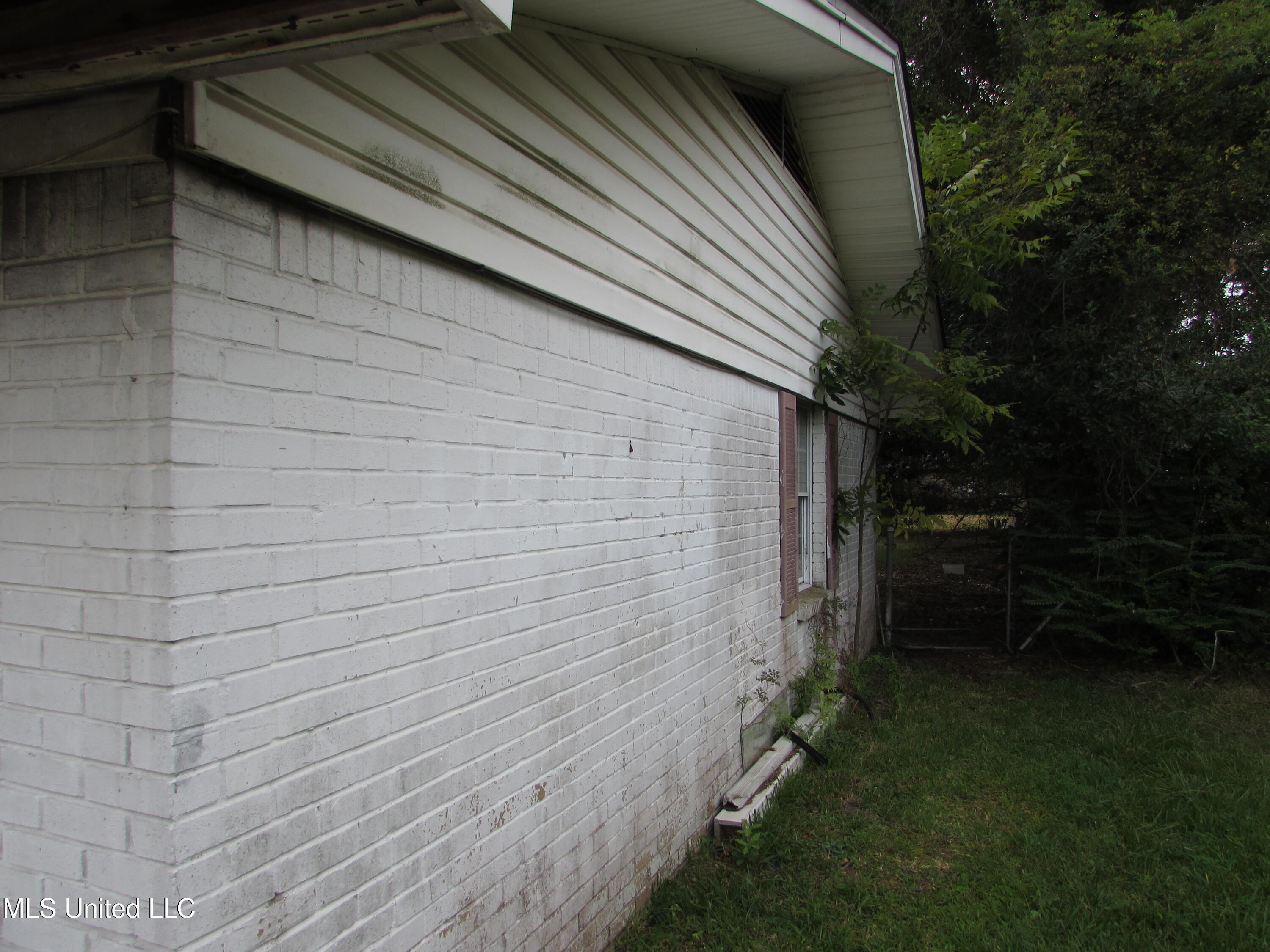 37 Pembrook Circle Property Photo 19