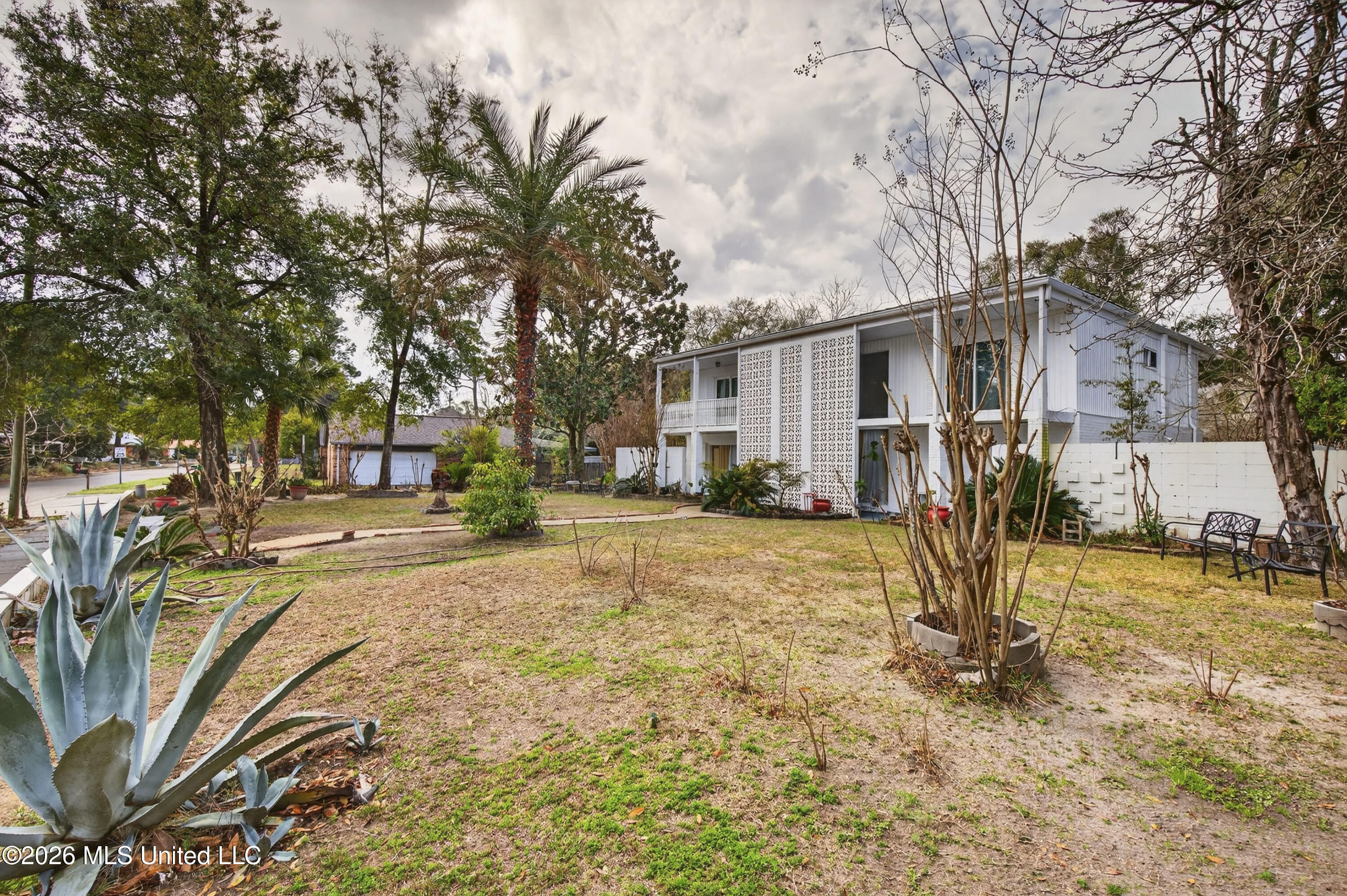 161 Kenmore Avenue Property Photo 4