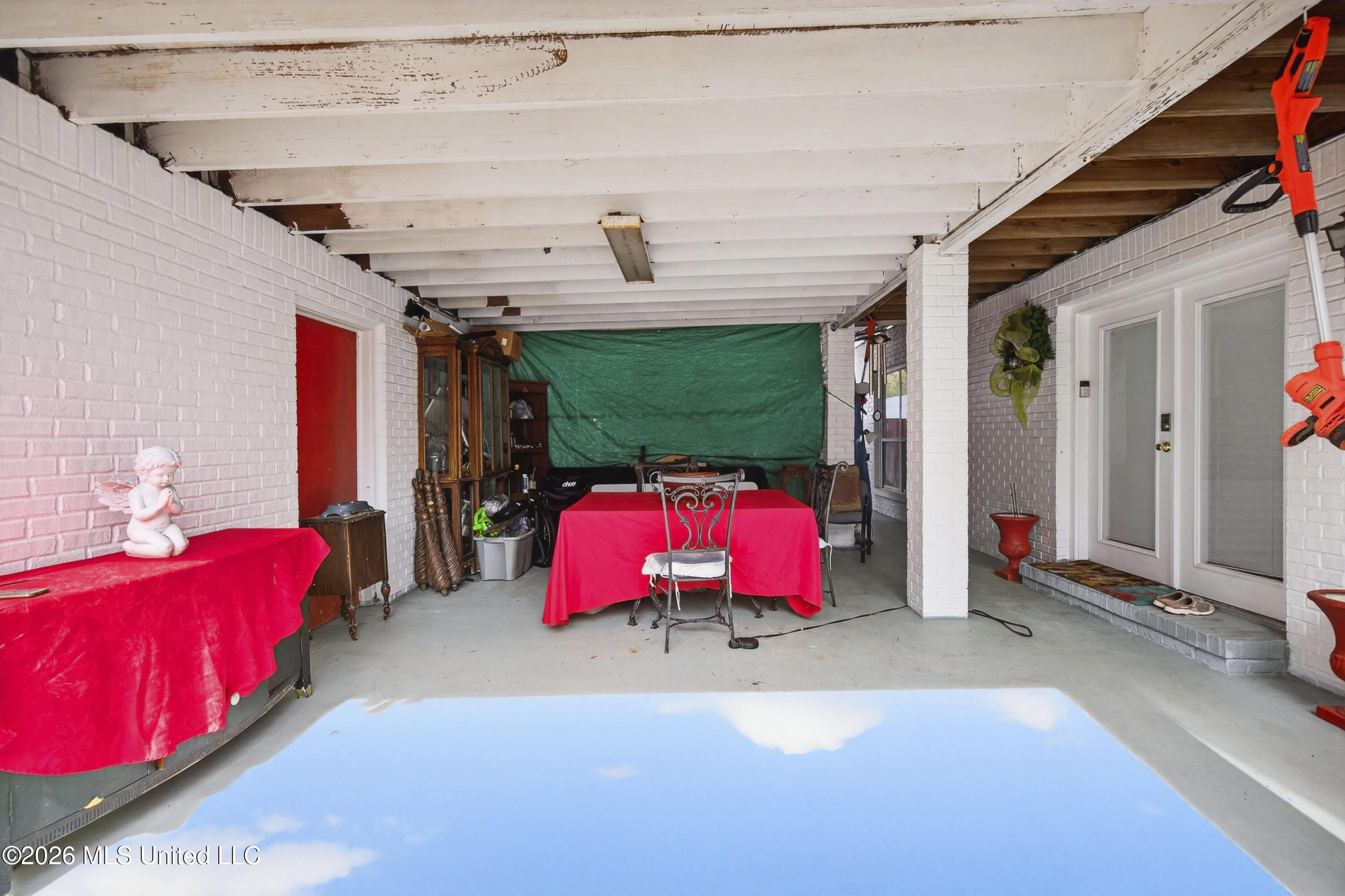 161 Kenmore Avenue Property Photo 21