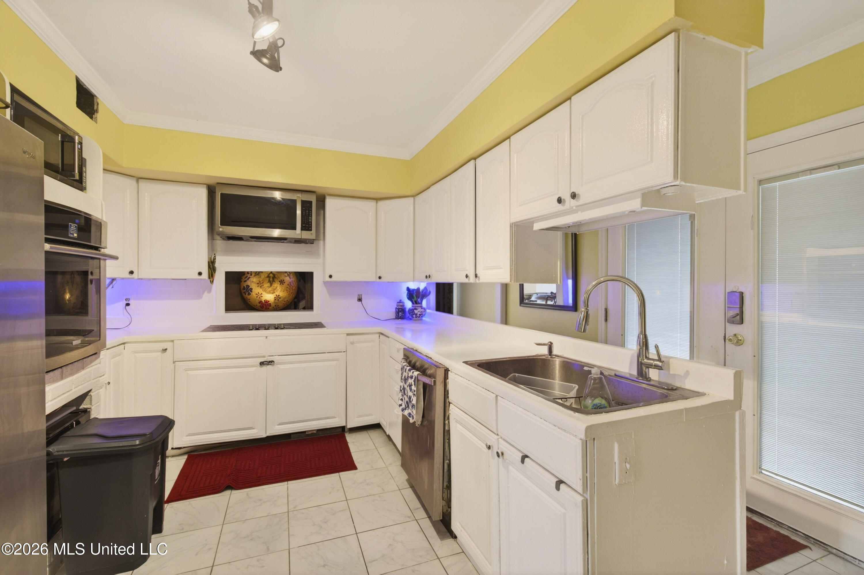 161 Kenmore Avenue Property Photo 28