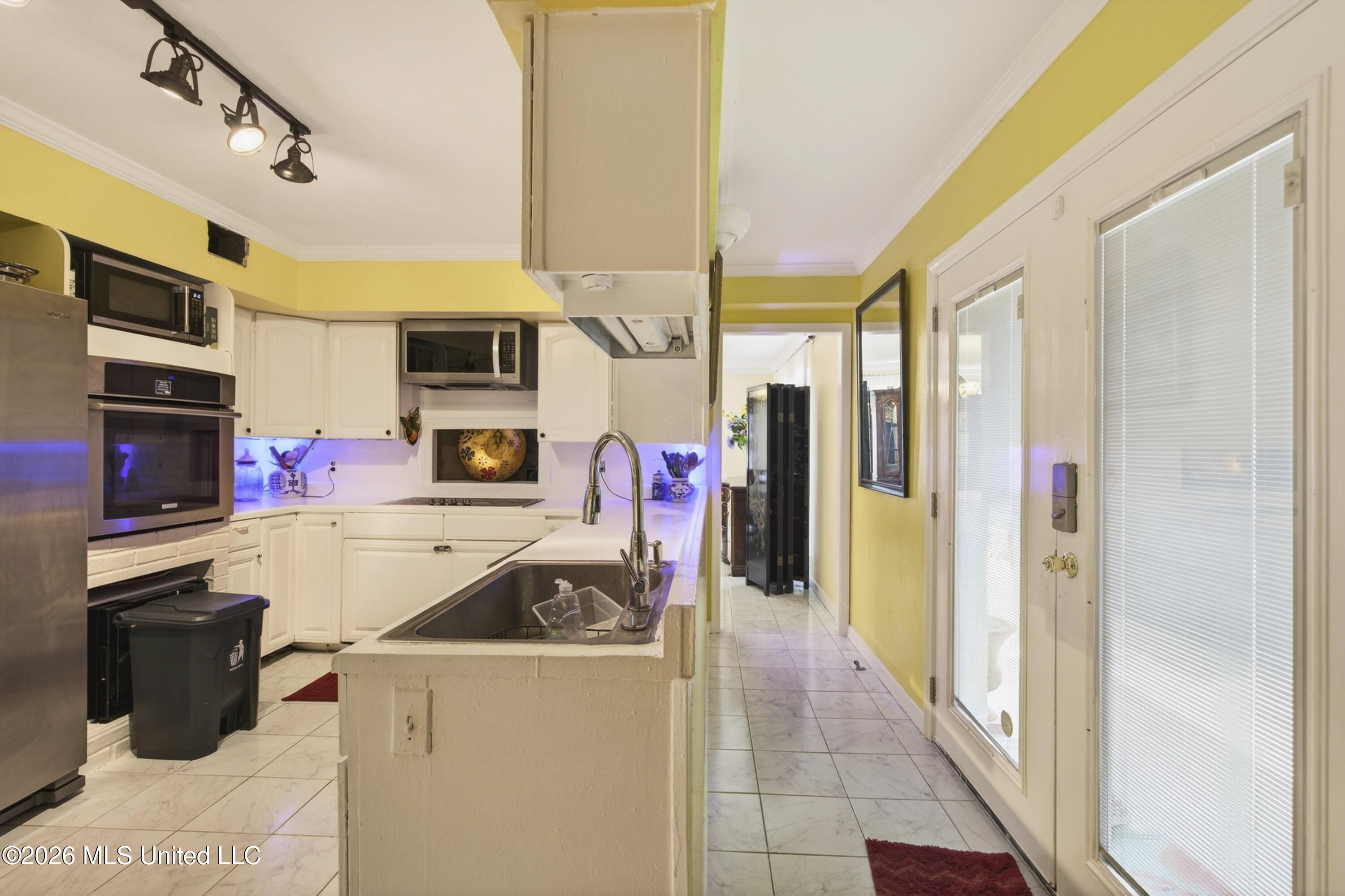 161 Kenmore Avenue Property Photo 31