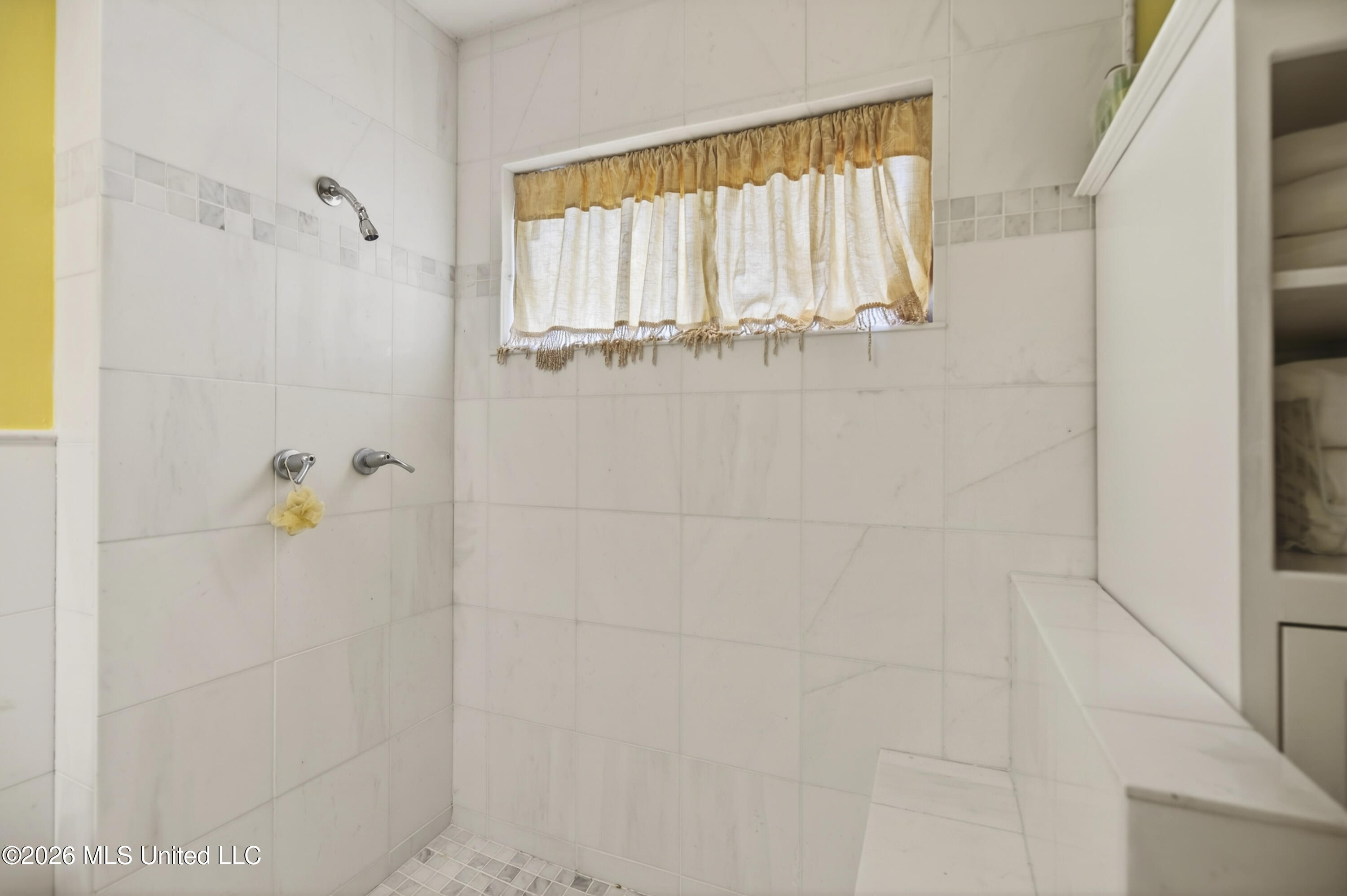 161 Kenmore Avenue Property Photo 42