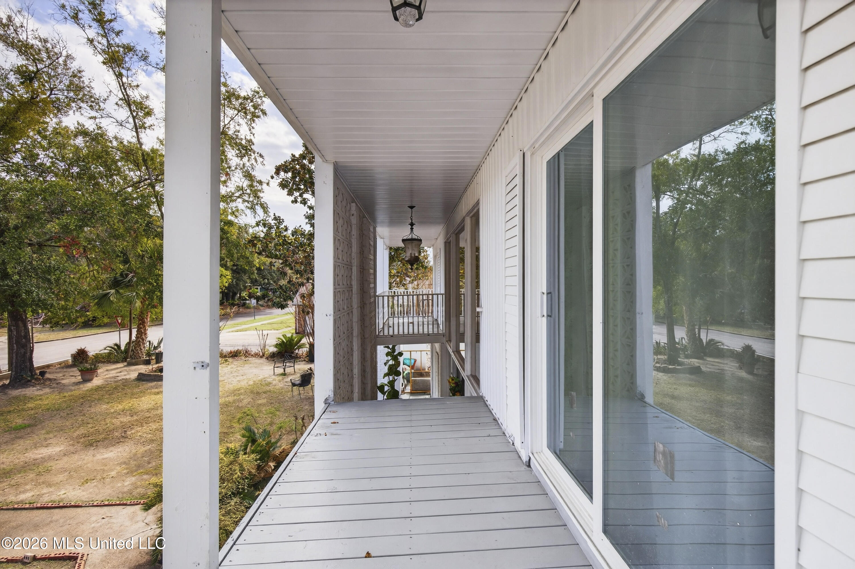 161 Kenmore Avenue Property Photo 43