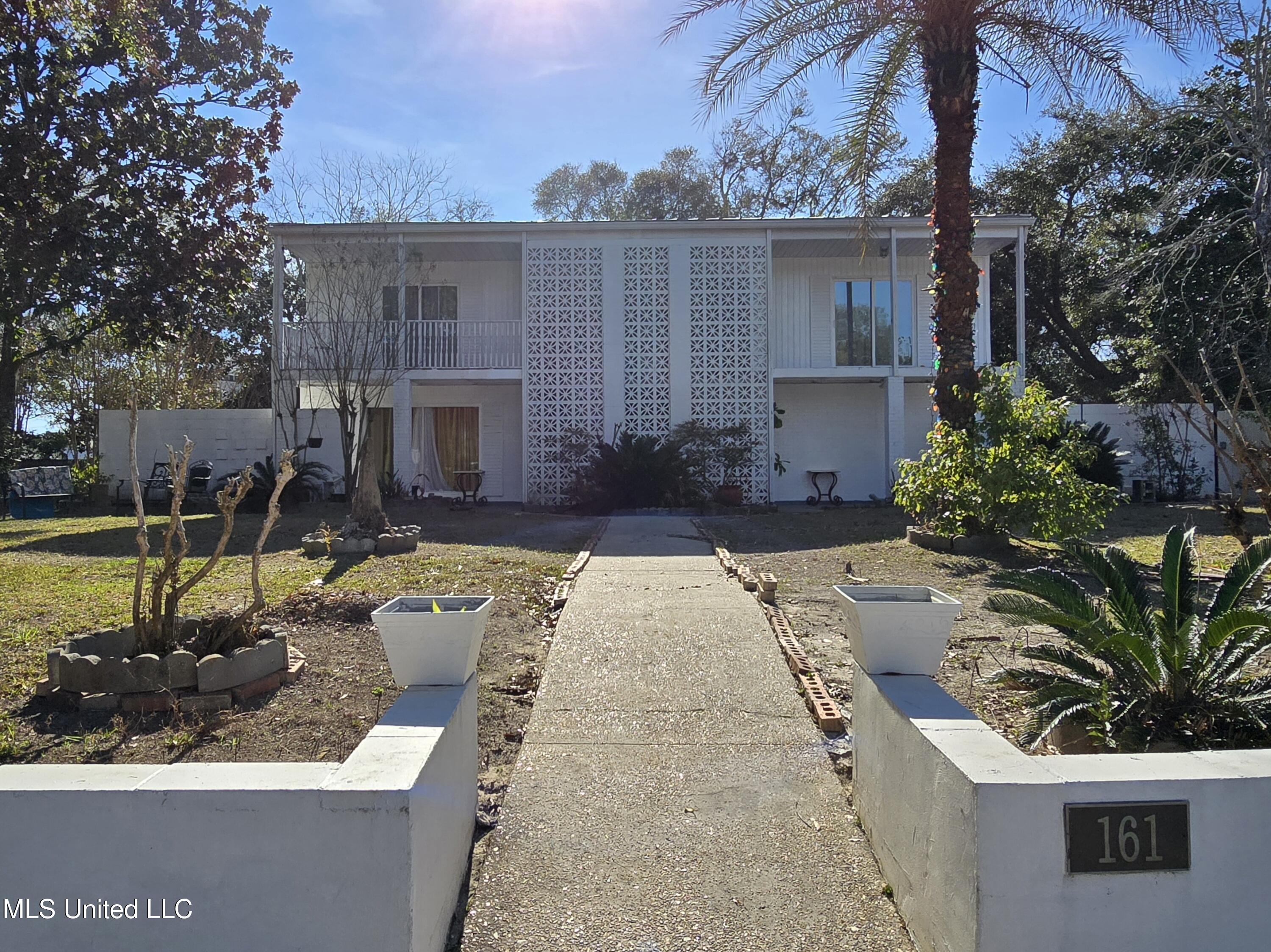 161 Kenmore Avenue Property Photo 47