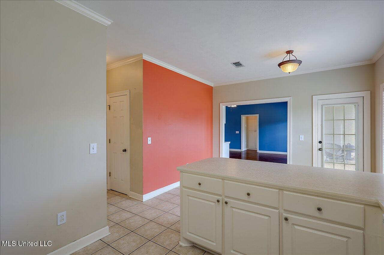 108 Turnberry Cove Property Photo 13