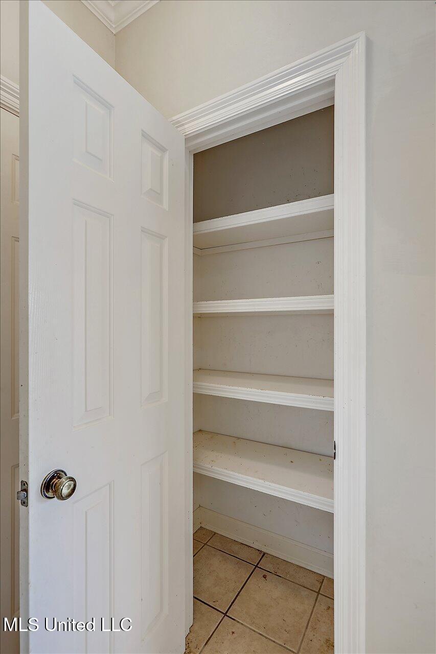 108 Turnberry Cove Property Photo 14