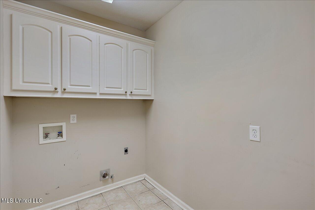 108 Turnberry Cove Property Photo 17