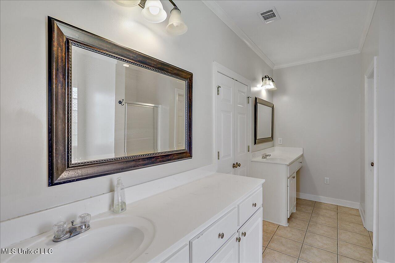 108 Turnberry Cove Property Photo 20