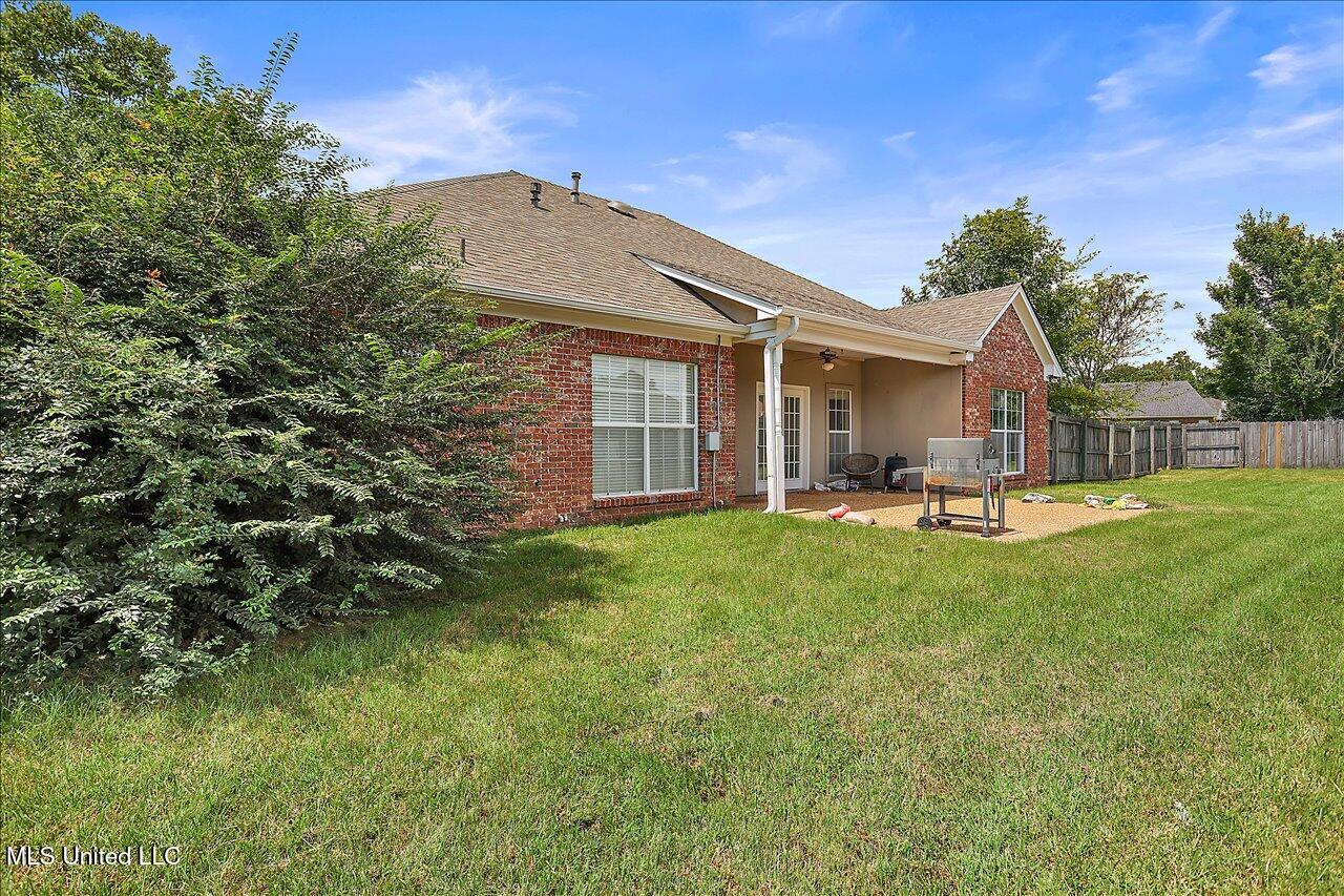 108 Turnberry Cove Property Photo 27