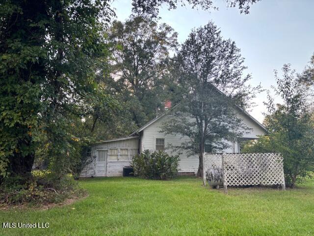 2028 Smithburg Road Property Photo 5